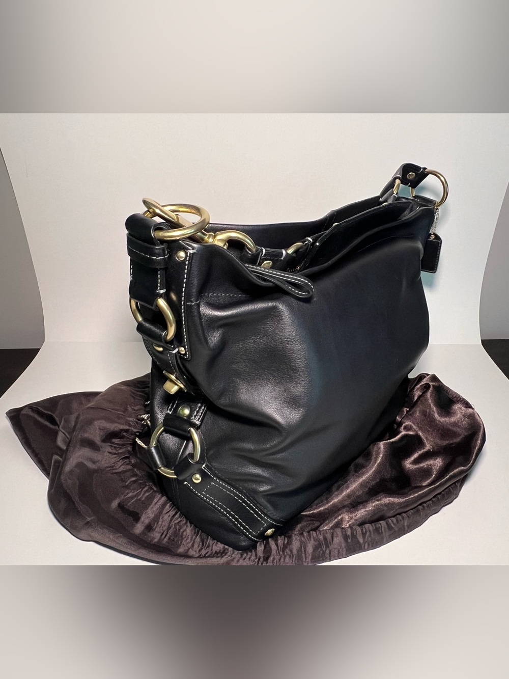 Coach Carly Black Leather Hobo Shoulder Bag Gold Hardware - Picture 3 of 8